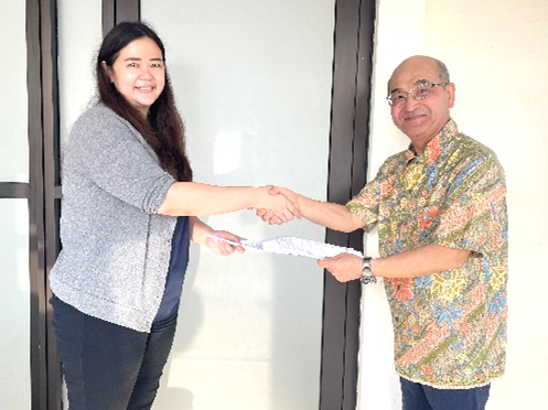 バンドンの水ソリューション企業と覚書を交換/Exchanging Memorandum of Understanding with Bandung Water Solution Company