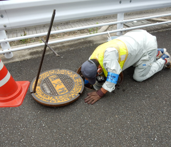 水道付随設備現況調査・点検業務